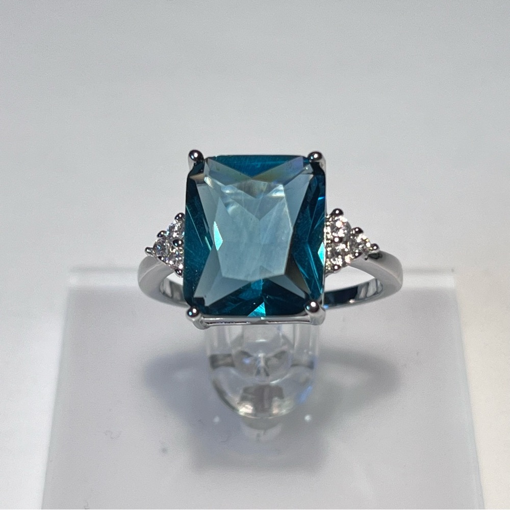 Blue Tanzanite Ring